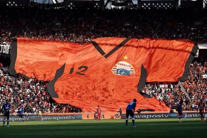 FAKTA PERSIJA: INI SOSOK PEMAIN TERAKHIR YANG GUNAKAN NOMOR PUNGGUNG 12 DI PERSIJA