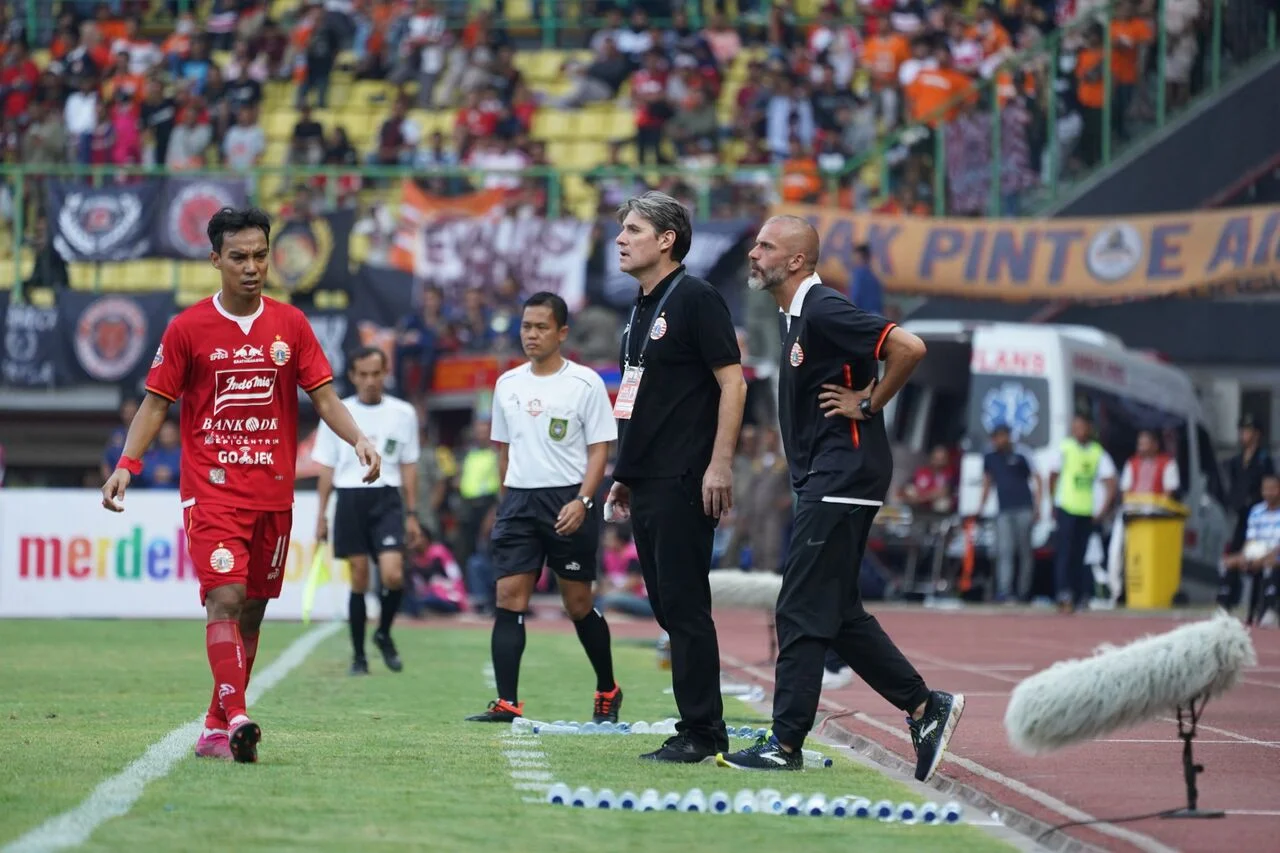 PERSIJA TATAP LAGA AWAY KONTRA MADURA UNITED
