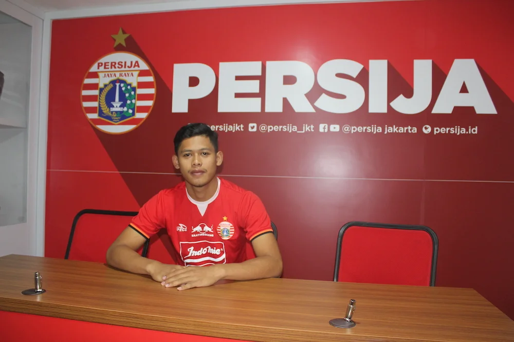 MEMBELA PERSIJA, TAUFIK HIDAYAT SIAP BERSIKAP PROFESIONAL