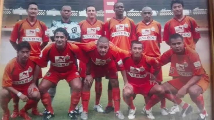 MEMORI LEGENDA: SI JEPANG KENANG SEBUAH MUSIM YANG SERBA NYARIS UNTUK PERSIJA