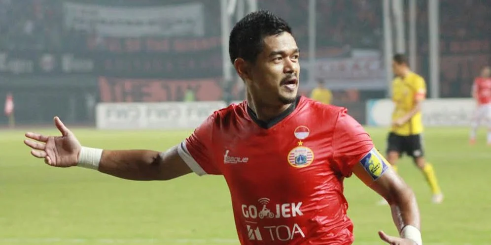 DUA GOL BAMBANG PAMUNGKAS BAWA PERSIJA KALAHKAN SEMEN PADANG (2017)