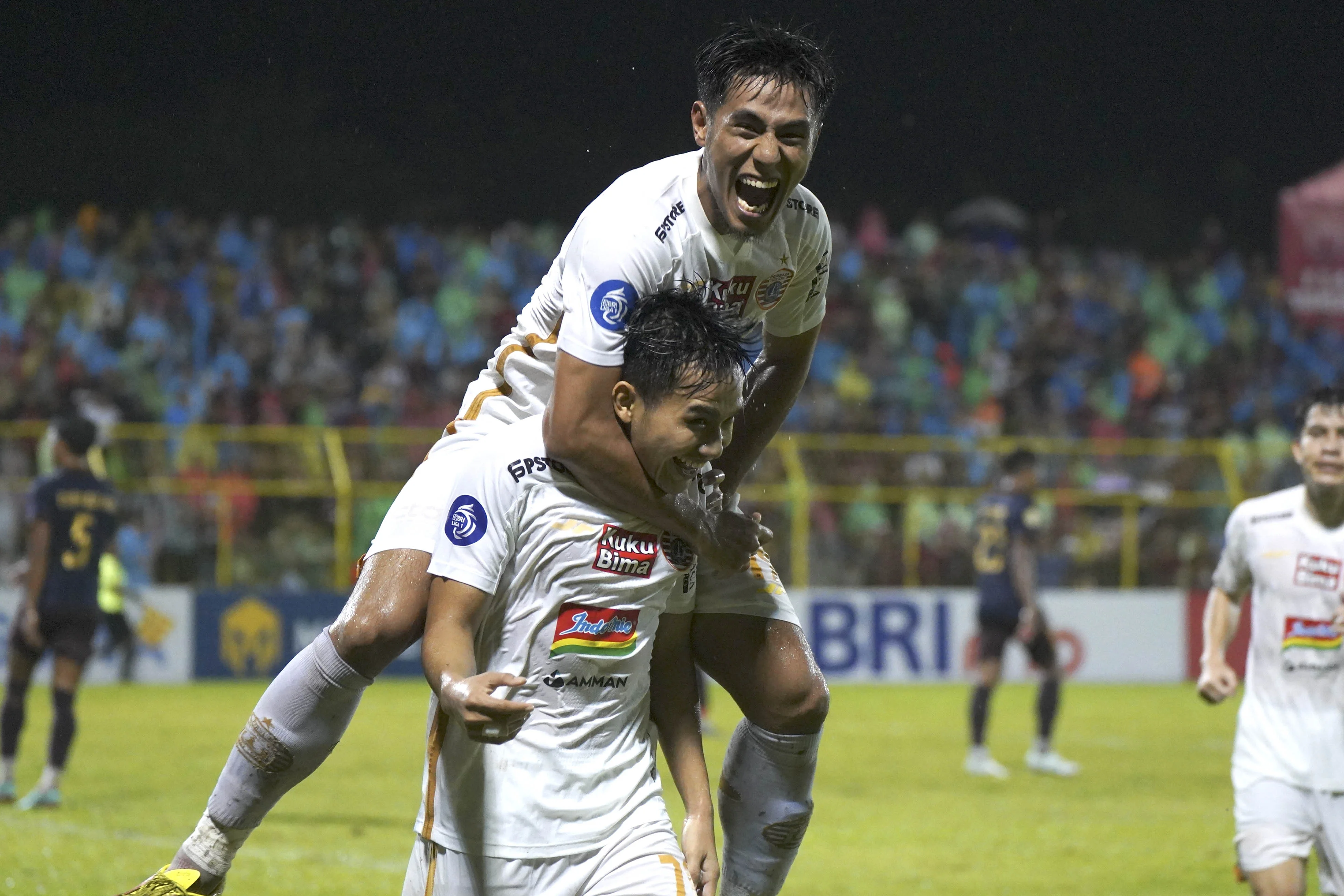 APRESIASI UNTUK PERFORMA HANIF SJAHBANDI
