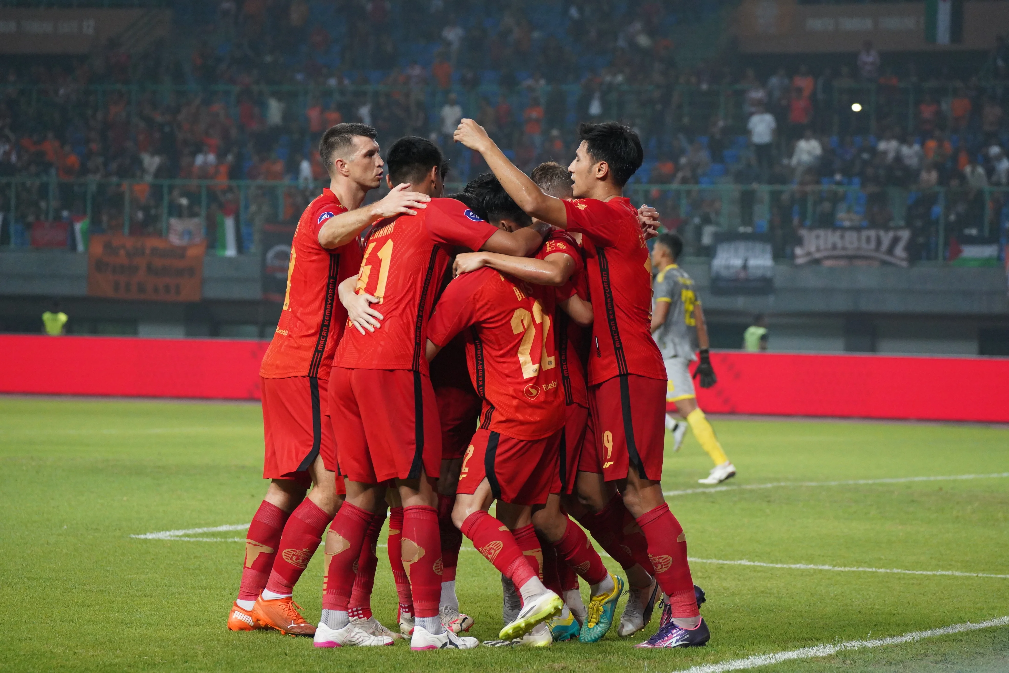 MENJELANG PERSIJA VS SLEMAN : STATISTIK DAN HEAD TO HEAD