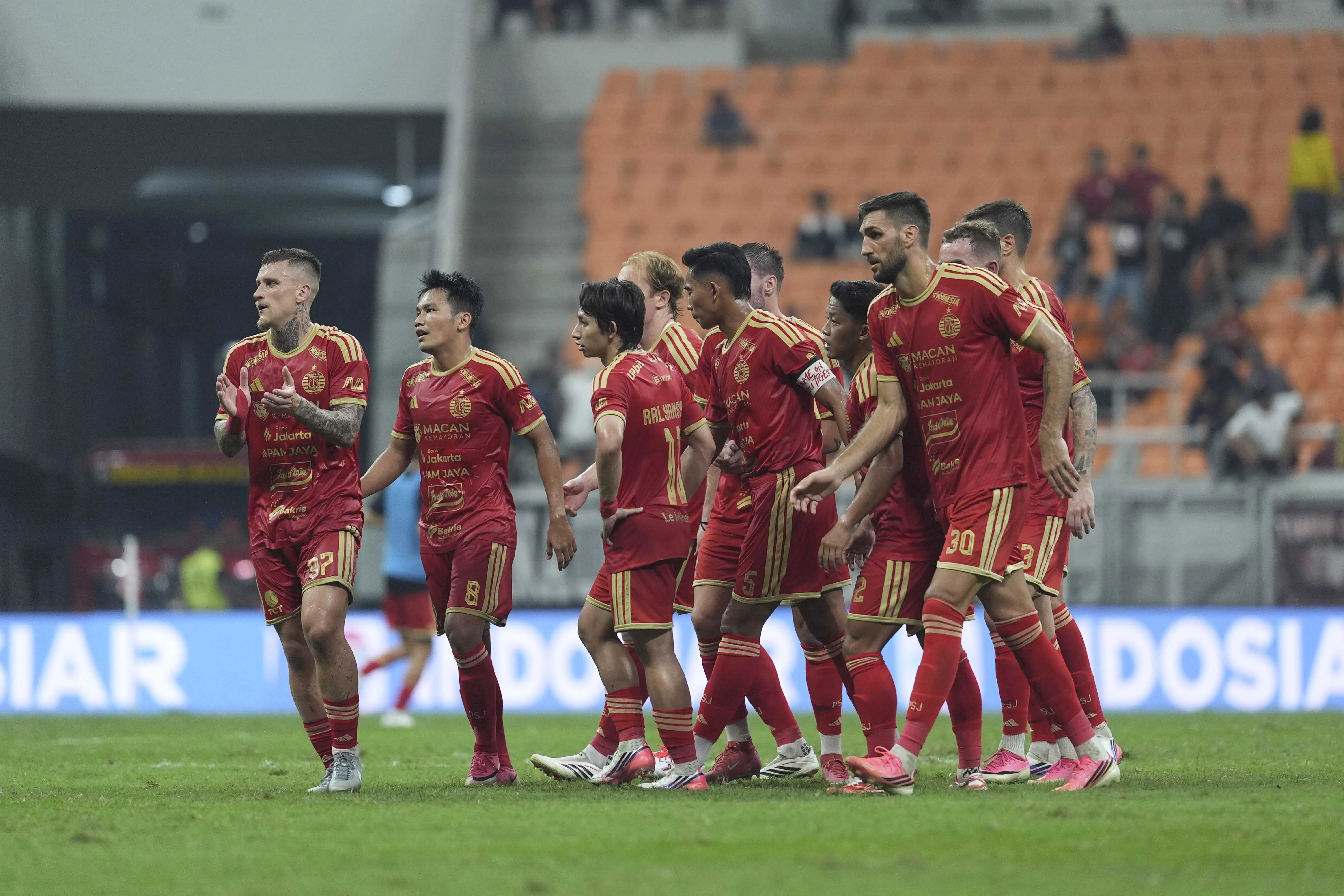 REVIEW PERSIJA VS BRISBANE: EMPAT GOL, SATU PESAN KUAT