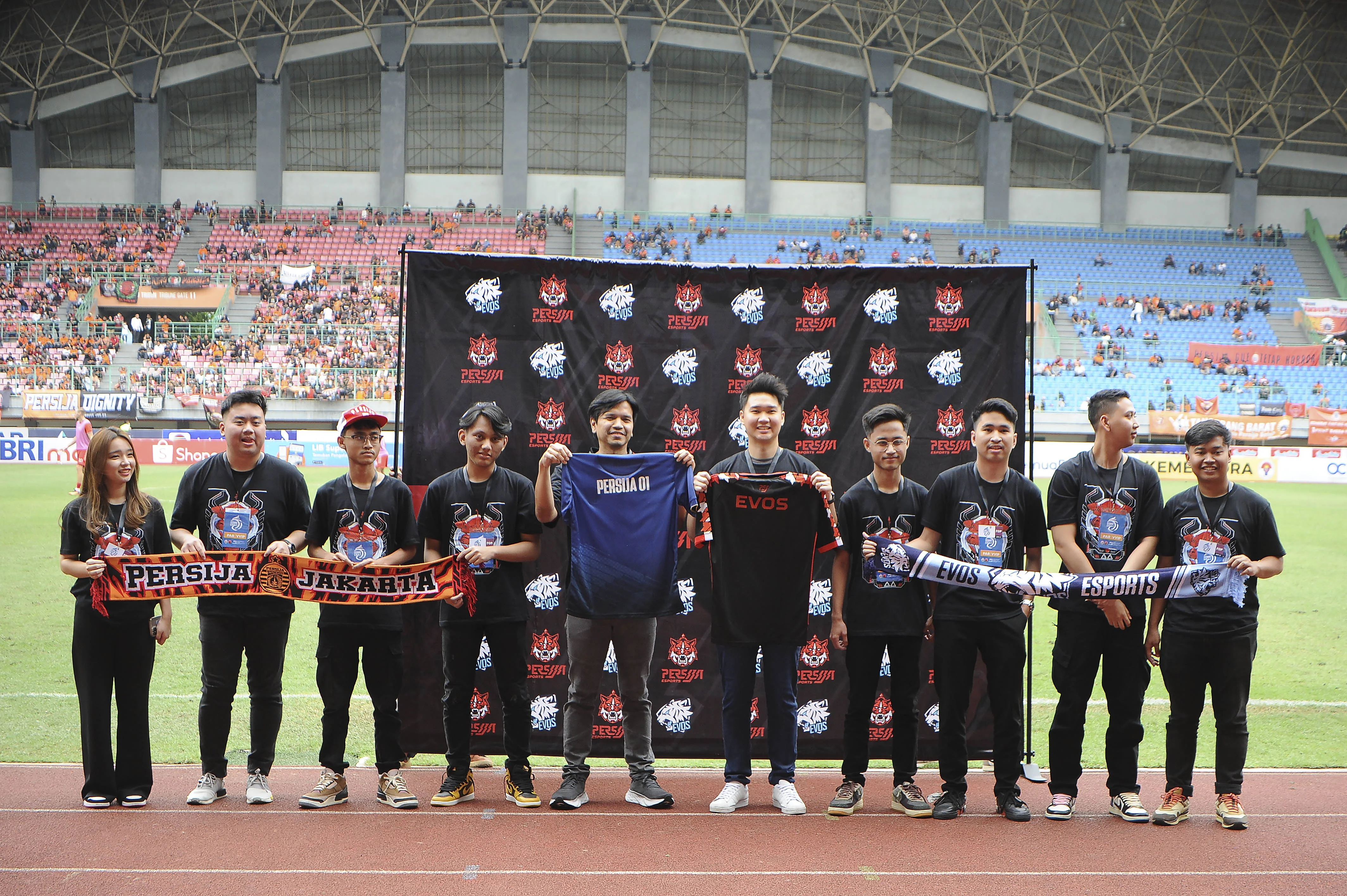 PERSIJA ESPORT KOLABORASI DENGAN EVOS SPORTS DI PMPL 2023
